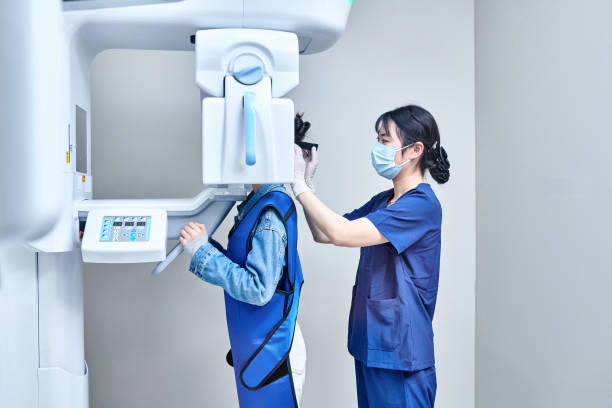 Best Emergency Tooth Extraction in Deephaven, MN
